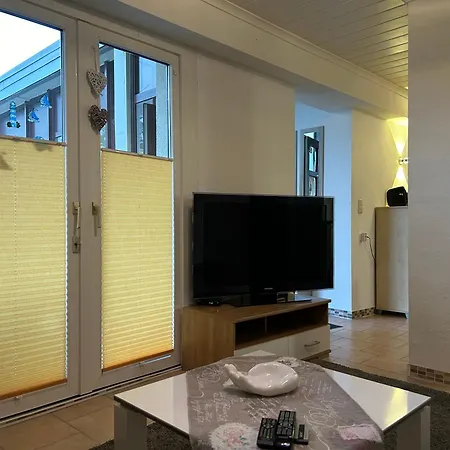 Kuestenbude Marina Apartamento *